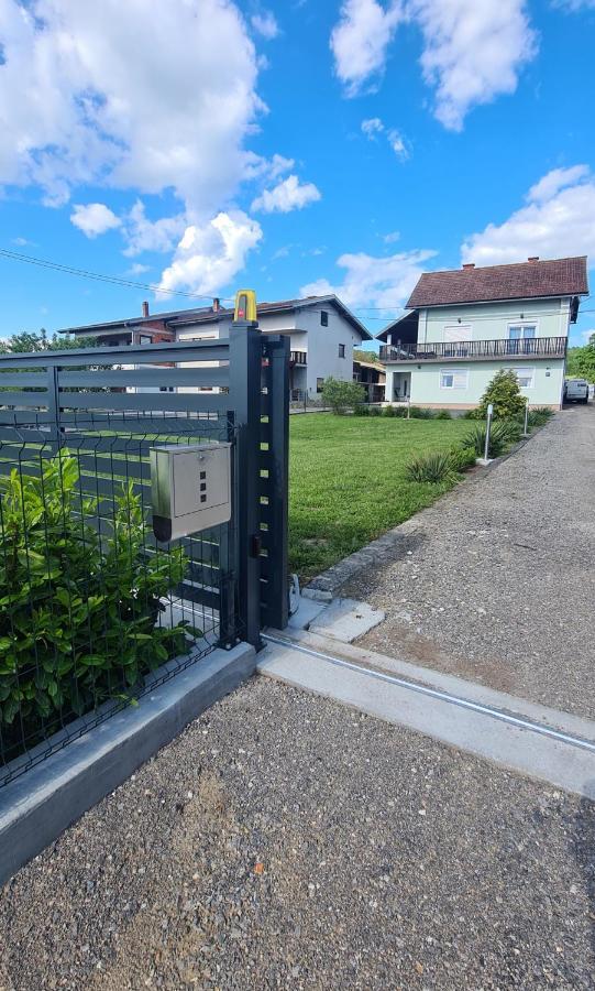 Apartman Lena Tusilovic Eksteriør bilde