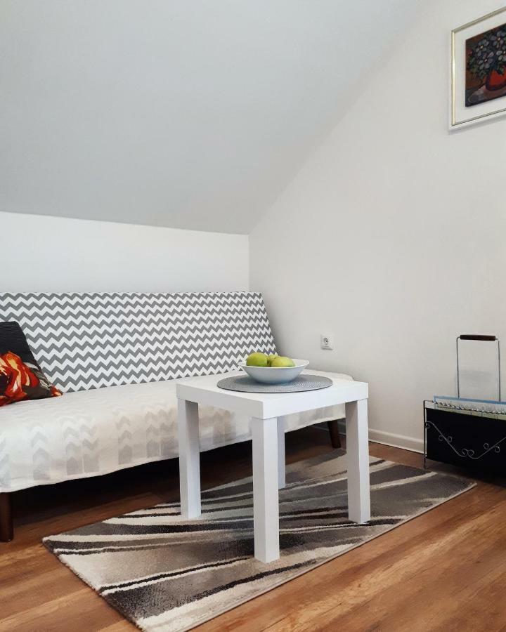 Apartman Lena Tusilovic Eksteriør bilde